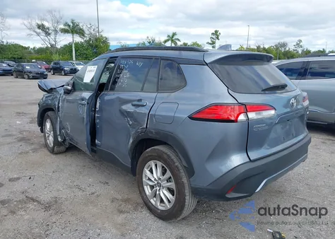 2022 Toyota Corolla Cross Le from USA, damaged, VIN 7MUBAAAG9NV018904